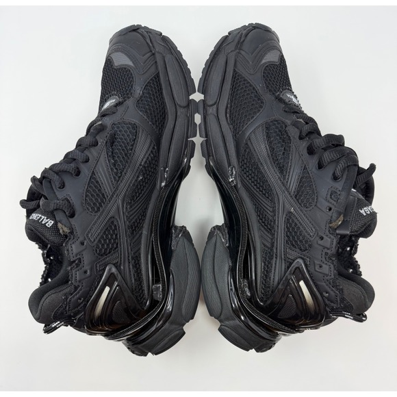Balenciaga Runner Sneaker Matte Black Size 9 US 42 EU - Picture 4 of 9